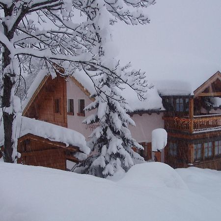 Appartamenti Loretta La Villa  Luaran gambar