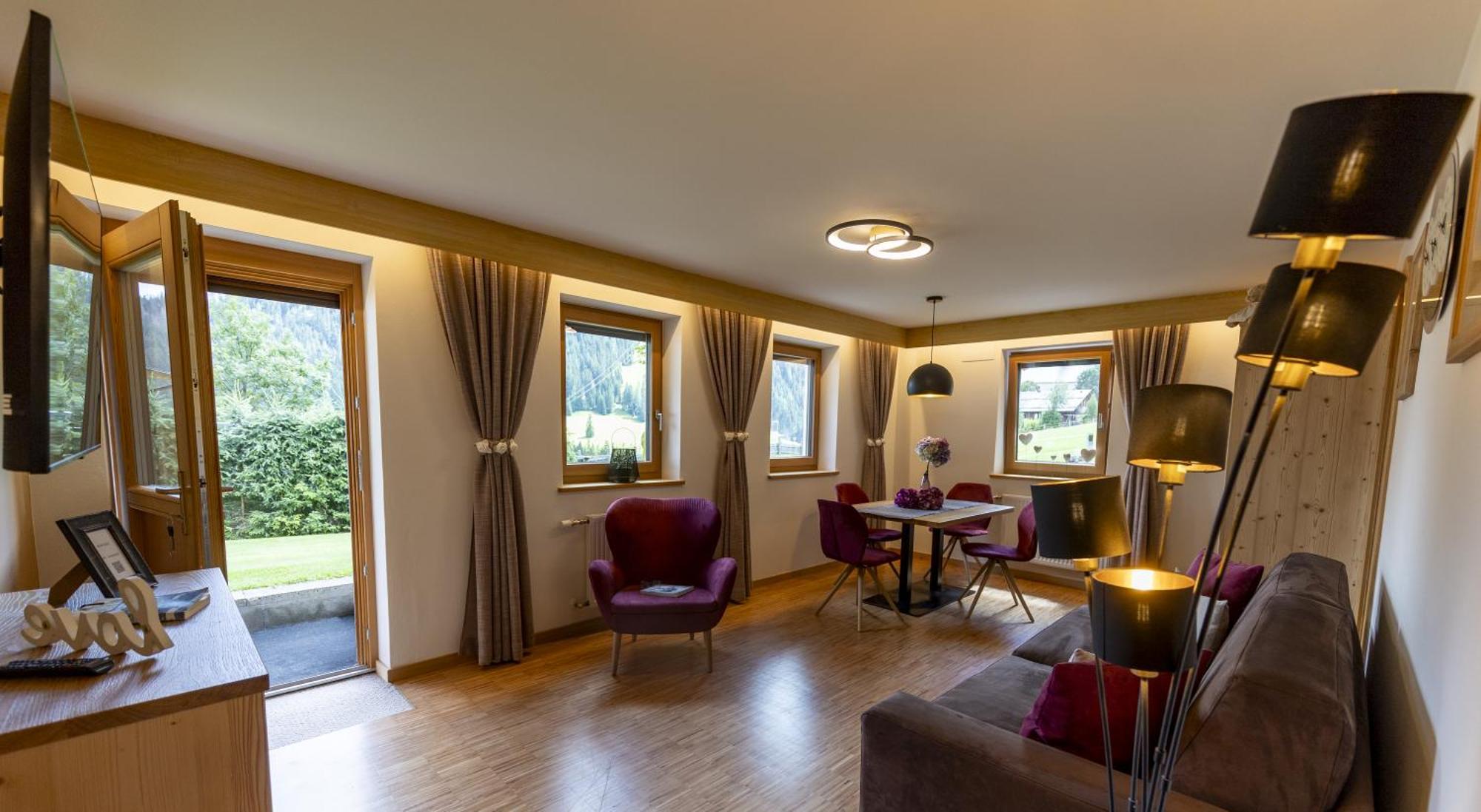 Appartamenti Loretta La Villa  Luaran gambar